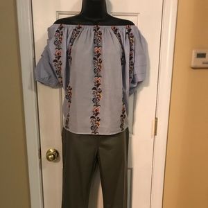 CLOSET BLOW OUT SALE... EVERYTHING MUST GO!!